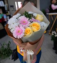 Букет цветов из:  Герберы, Розы и Хризантемы в Кораблино