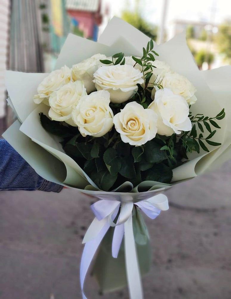 Букет Белые розы Проуд в Кораблино