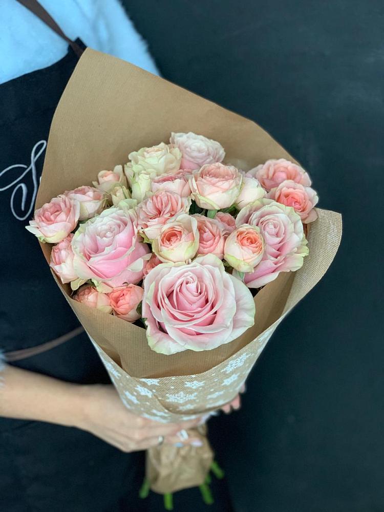 Букет цветов из: Хризантемы и Розы в Кораблино