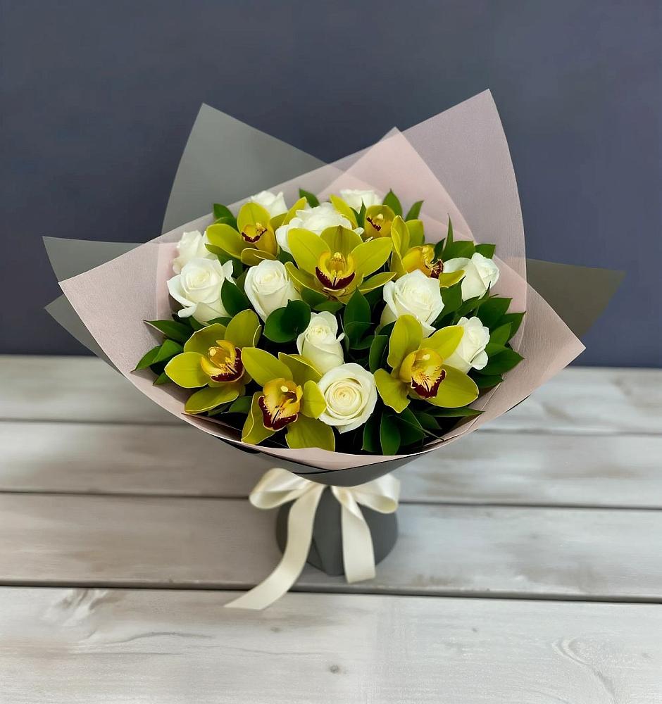 Букет цветов из: Орхидеи и Розы в Кораблино