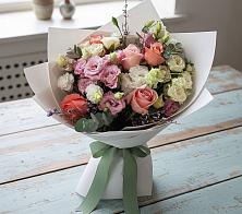 Букет цветов из:  Розы, Лизиантусы и Гвоздики в Кораблино